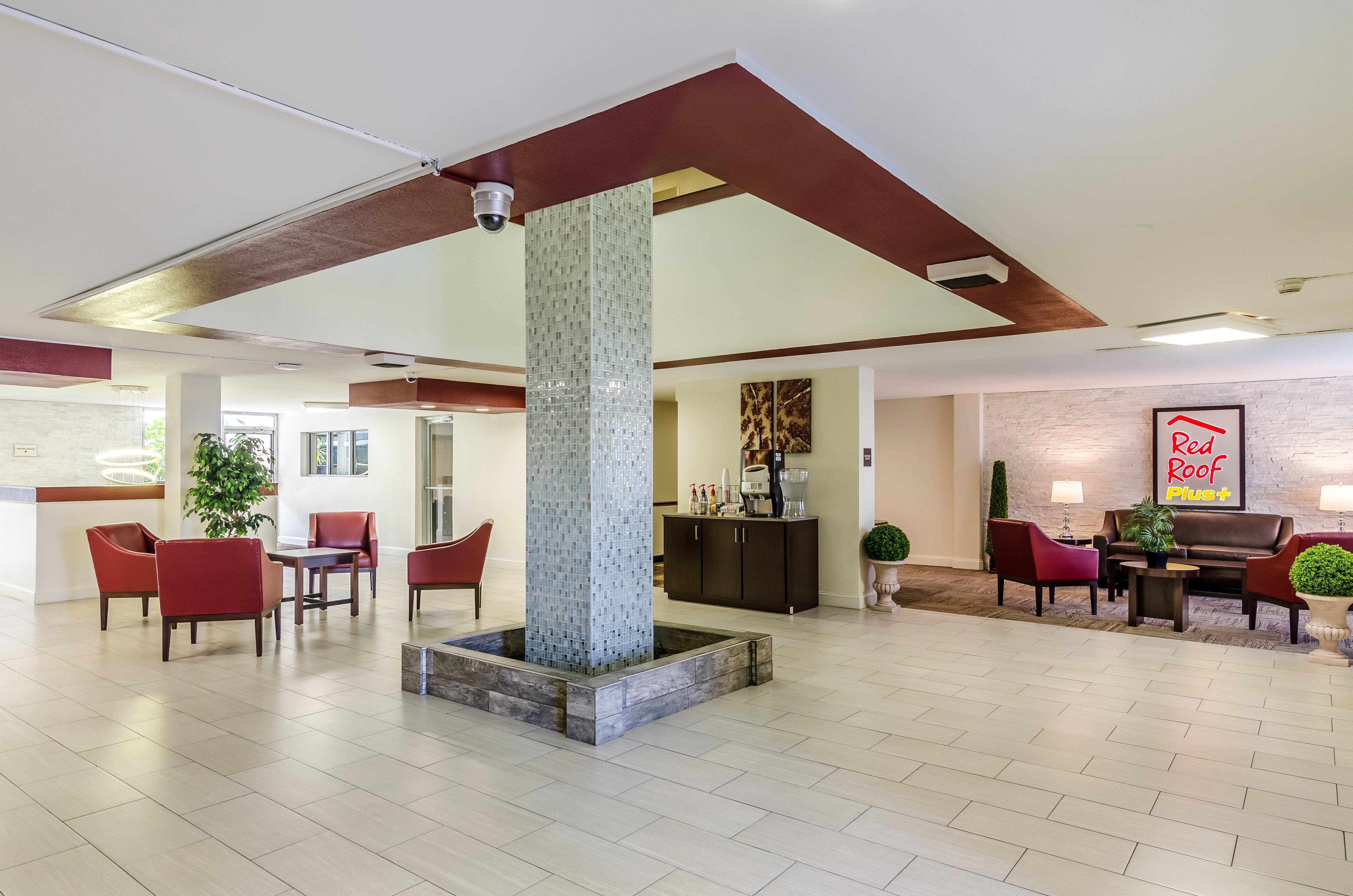 Red Roof Inn Plus+ Wichita East Exterior foto