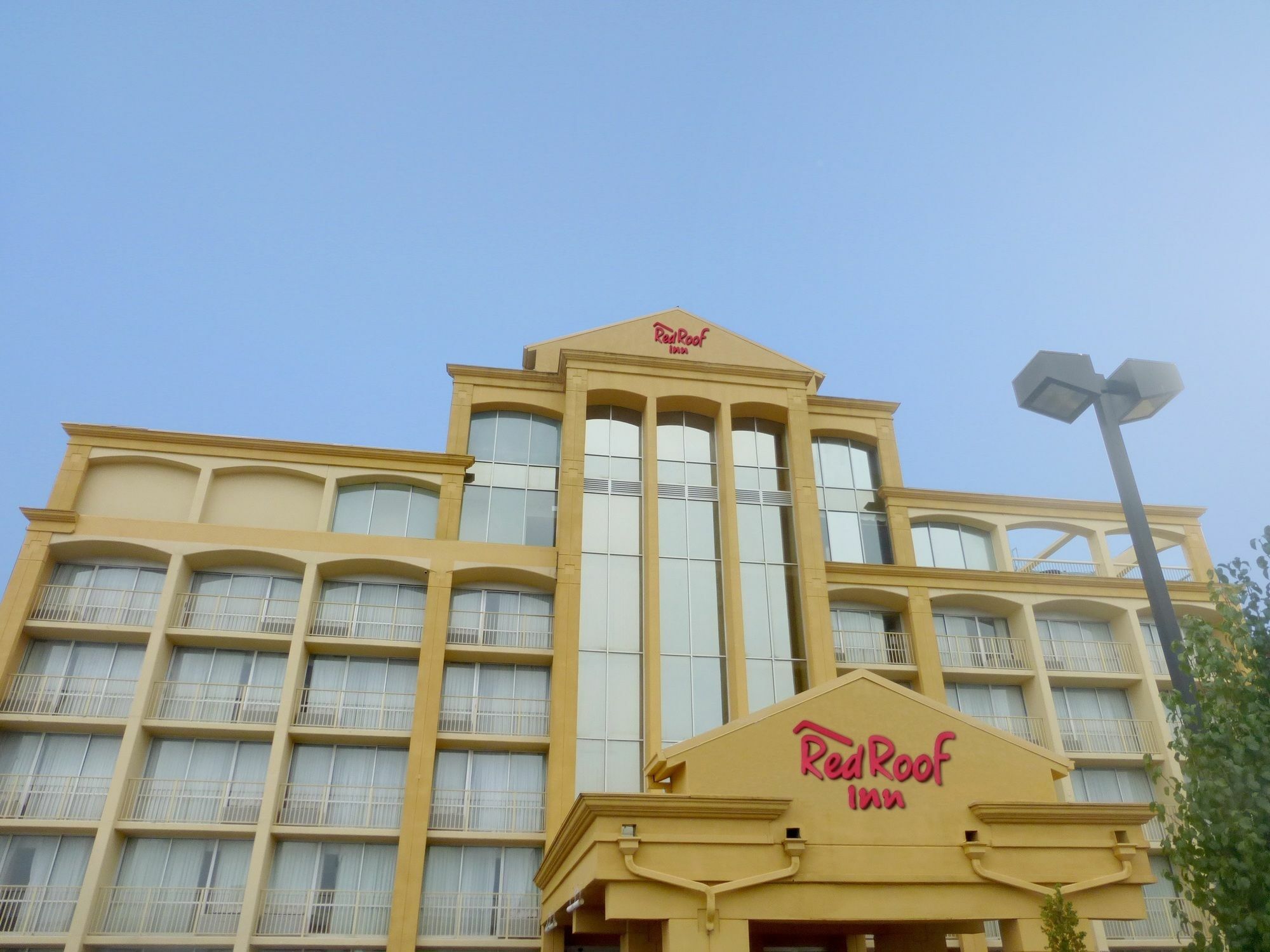 Red Roof Inn Plus+ Wichita East Exterior foto