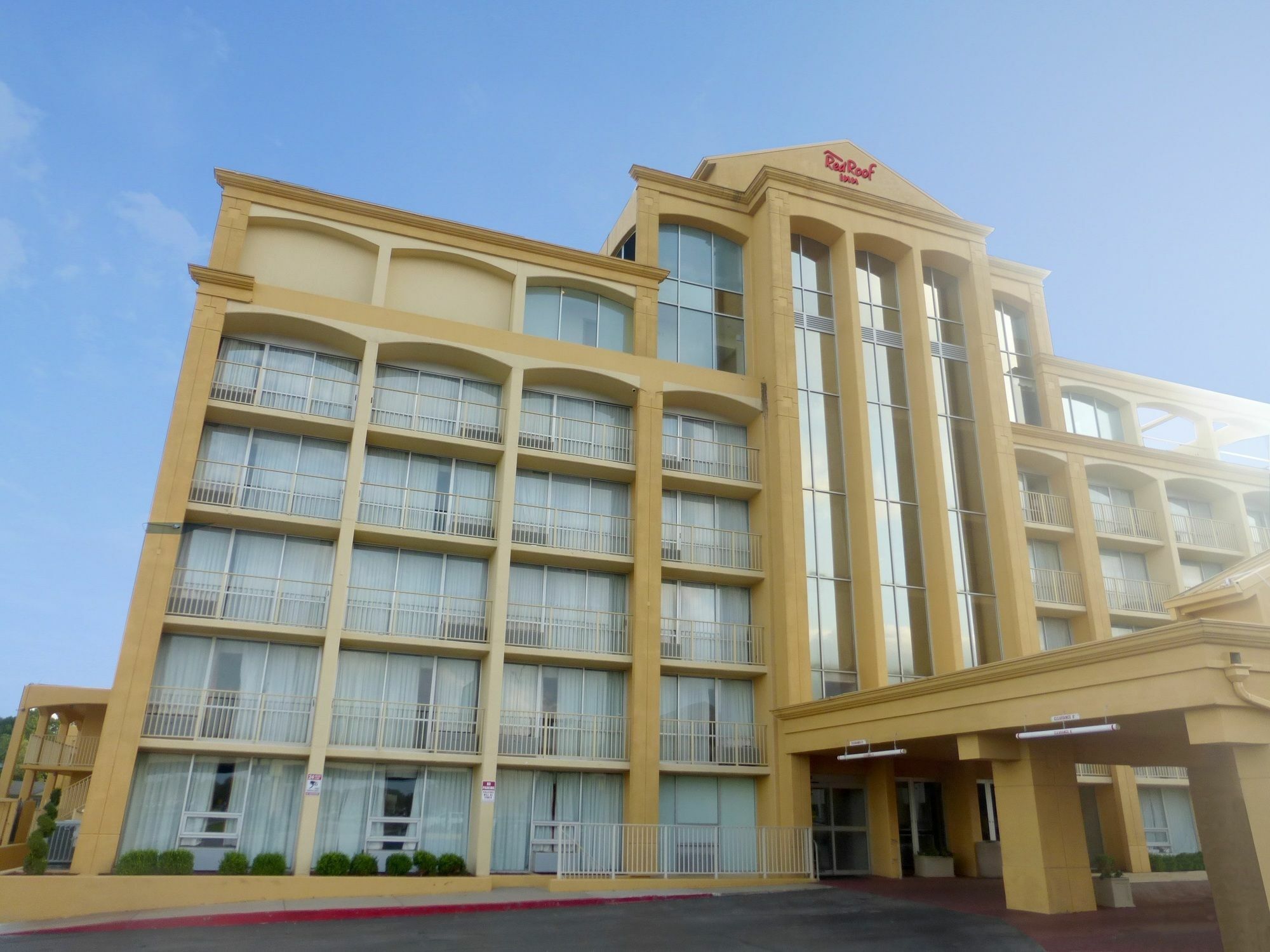 Red Roof Inn Plus+ Wichita East Exterior foto